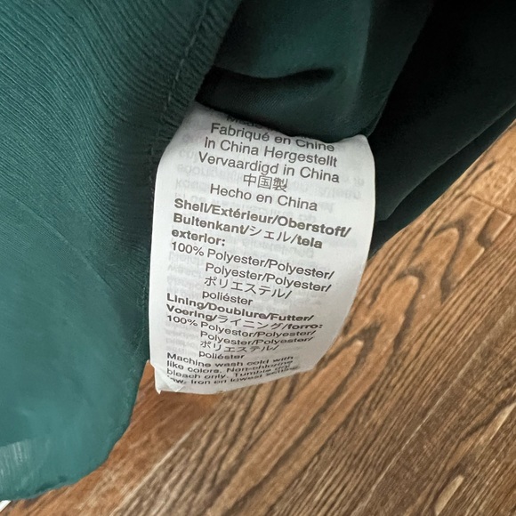 Brand new women’s J. Crew emerald sleeveless blouse, size M - Picture 3 of 6
